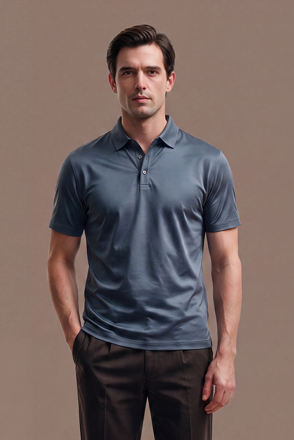 Blaues Imperial-Polohemd